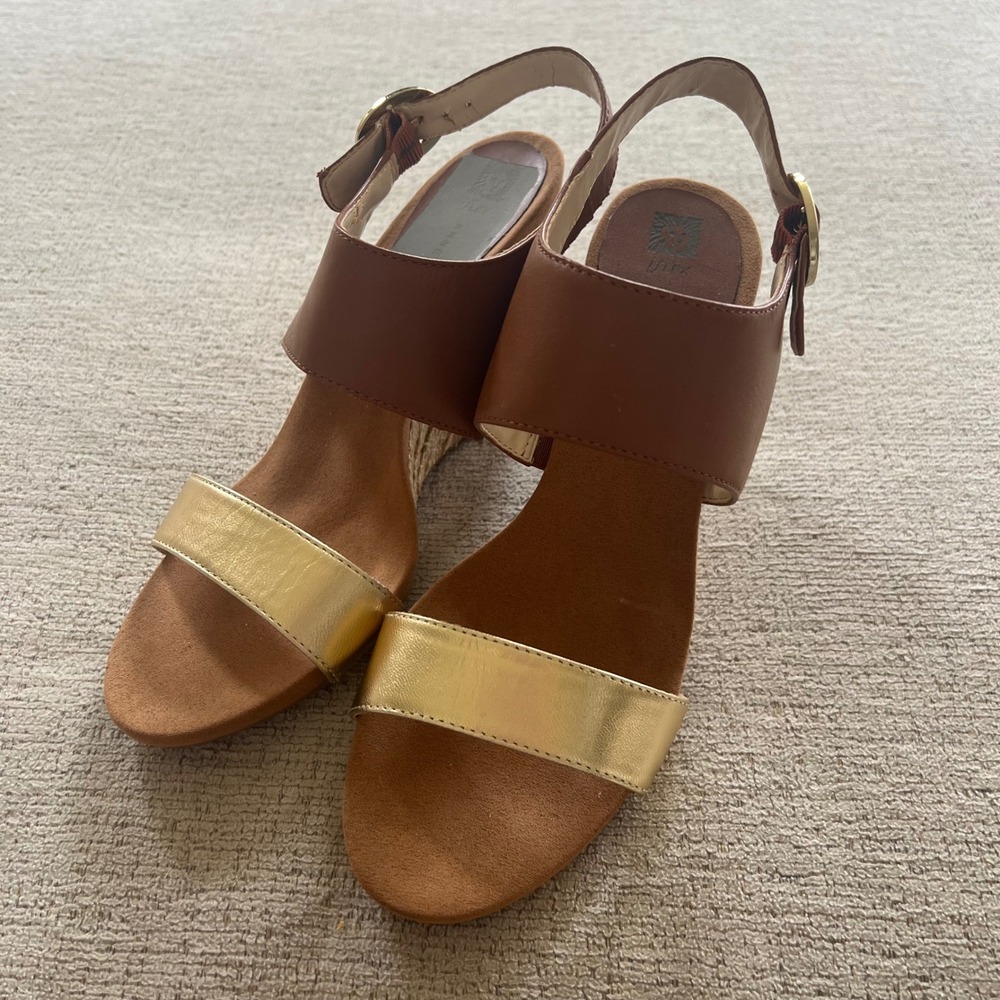 Anne Klein Akteppy Wedge Sandals Cognac‎ Gold Leather Espadrille iFlex 7M